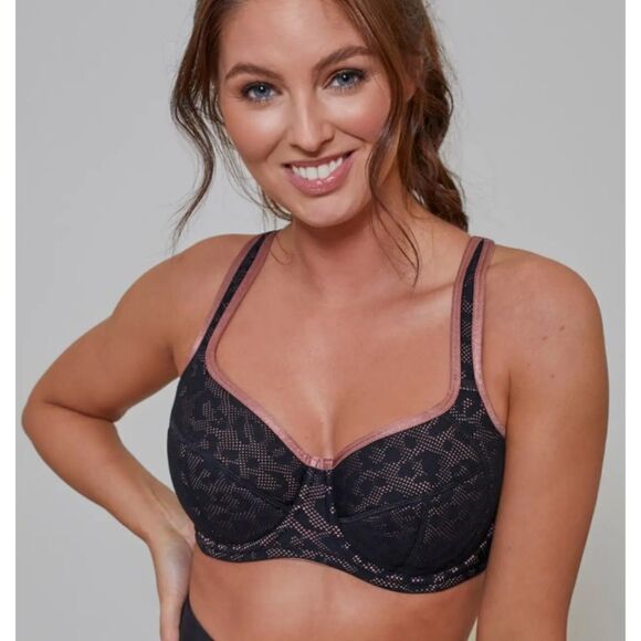 Pour Moi Brand Energy Reach Underwired Lightly Padded Sports Bra Size 36H - Picture 1 of 13